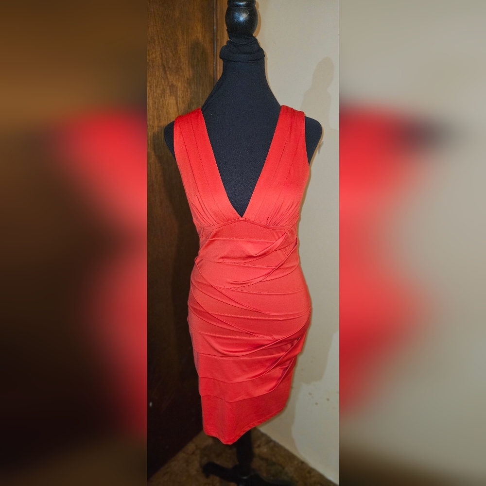 Nikibiki Elegant Red Sleeveless Dress Medium